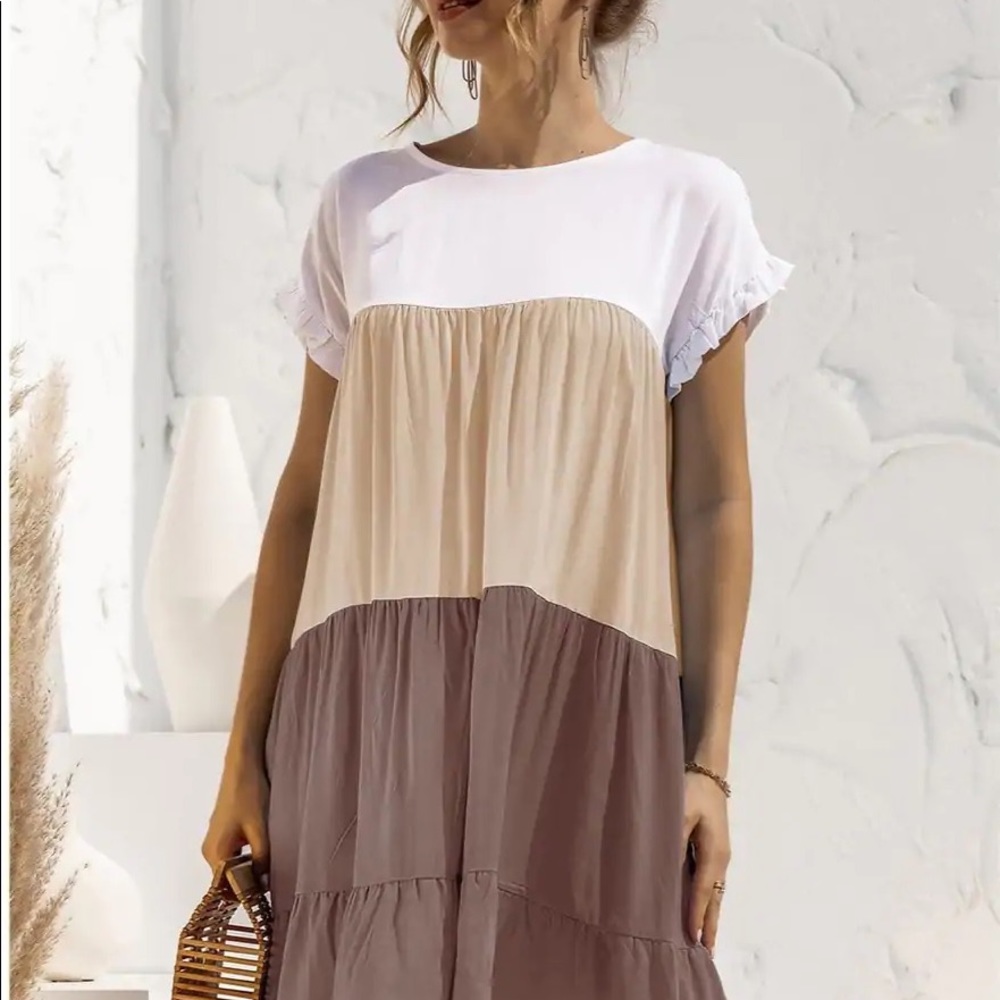 Coco Ruffle Dress - Picture 4 of 4